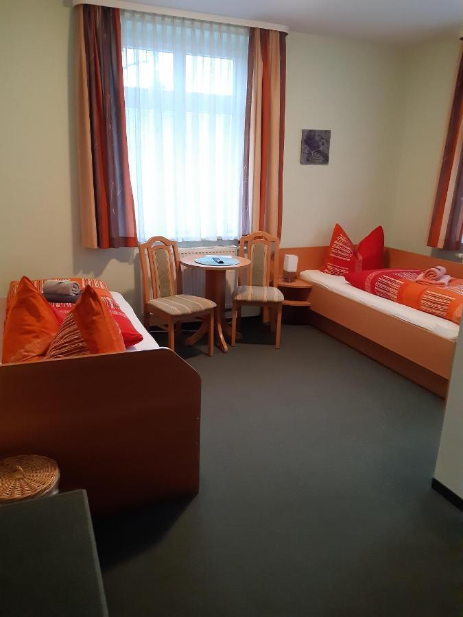 Pension Schoene Grossrohrsdorf الغرفة الصورة